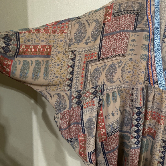 Ivy Jane Women’s small oversizeBoho-chic multi-coloured tunic top with a flowy, - Picture 4 of 6